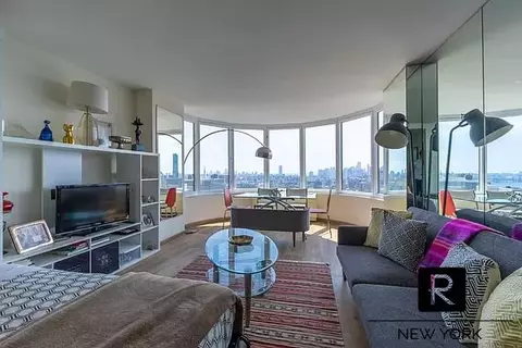 330 E 38th St #42-O, New York, NY 10016