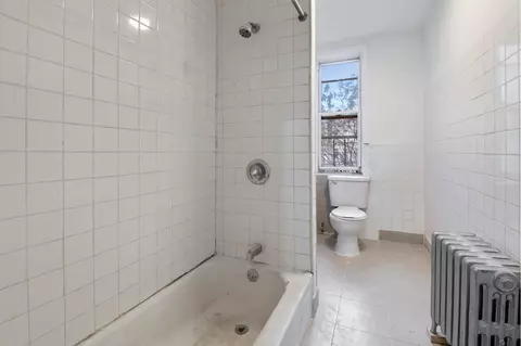 1137 Tiffany St #COMM, New York City, NY 10459