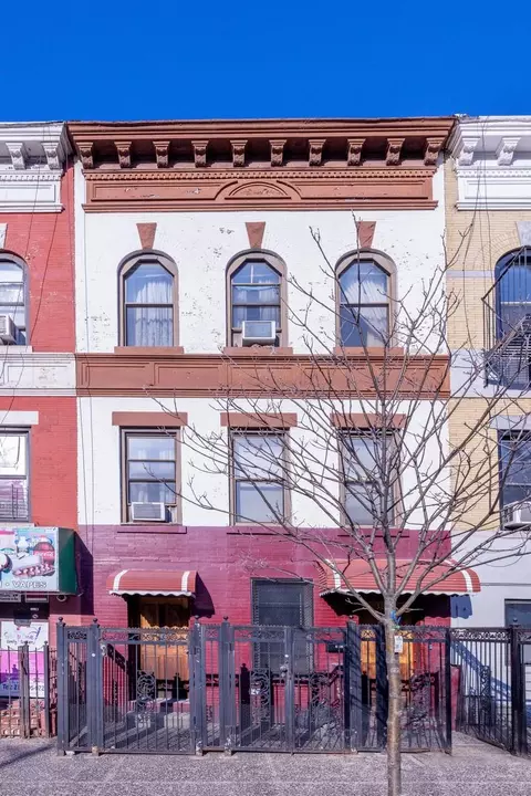 382 Audubon Ave, New York, NY 10033