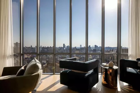 565 Broome St #S23B, New York, NY 10013