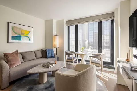 111 W 56th St #36F, New York, NY 10019