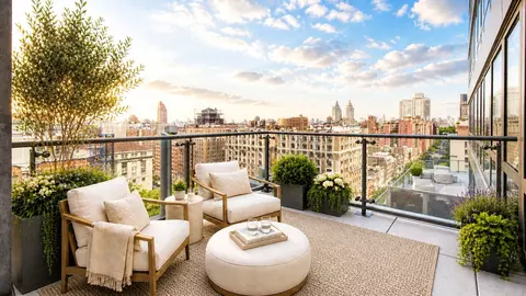 212 W 72nd St #16B, New York, NY 10023