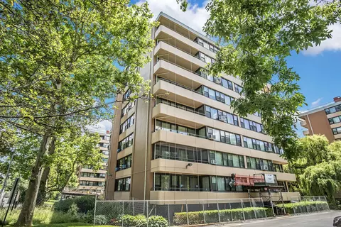 166-10 Powells Cove Blvd #2C, New York City, NY 11357