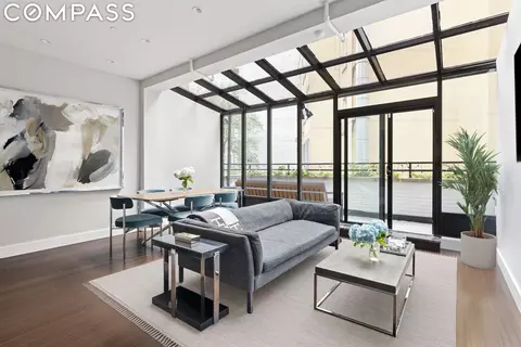 206 1st Ave #1B / 2ND, New York, NY 10009