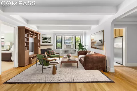 225 E 73rd St #12A, New York, NY 10021