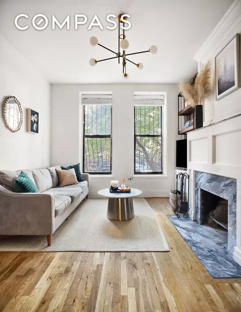 656 Carroll St #1L, Brooklyn, NY 11215