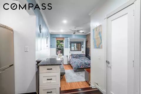 425 E 78th St #4A, New York, NY 10075