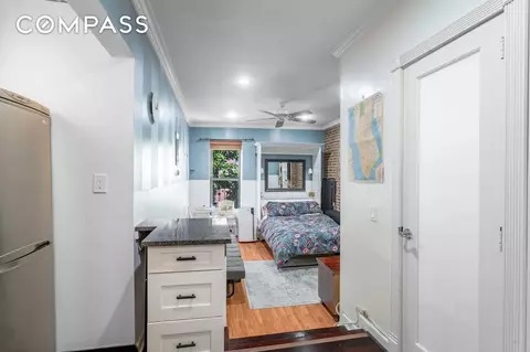 425 E 78th St #4A, New York, NY 10075