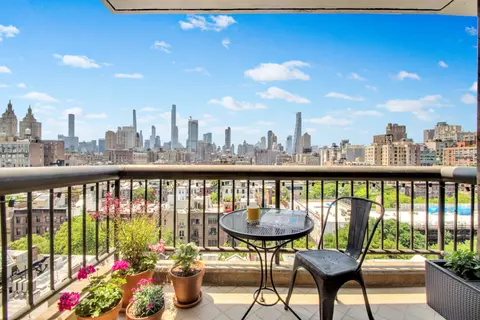 130 W 79th St #11A, New York, NY 10024