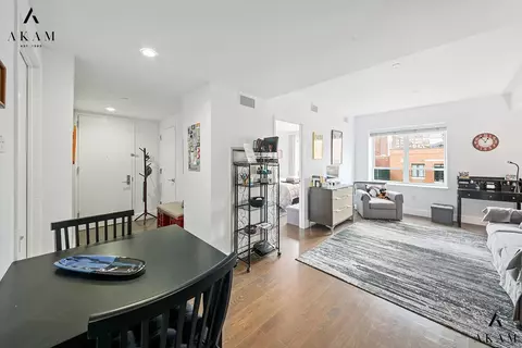 432 W 52nd St #7-F, New York, NY 10019