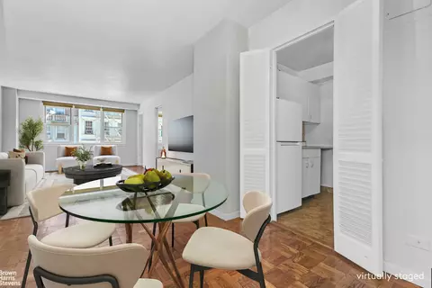 123 E 75th St #3D, New York, NY 10021