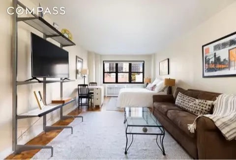 240 E 76th St #6R, New York, NY 10021