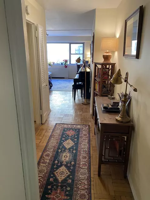330 E 49th St #6-G, New York, NY 10017