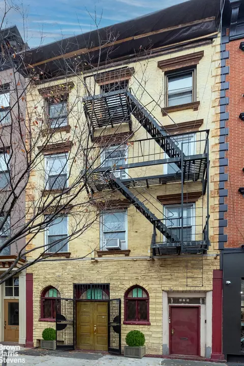 379 Atlantic Ave, Brooklyn, NY 11217