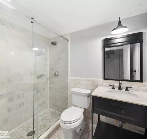 50 Eldert St, Brooklyn, NY 11207 photo 11