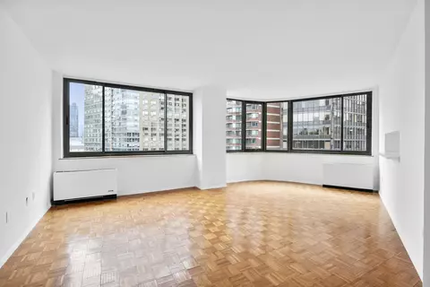 2000 Broadway #11F, New York, NY 10023