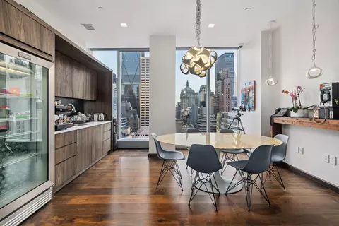 50 W 47th St #1808, New York, NY 10036