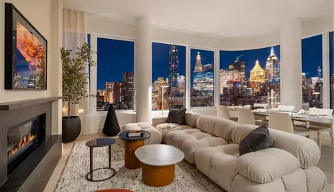 200 E 20th St #PHA, New York, NY 10003
