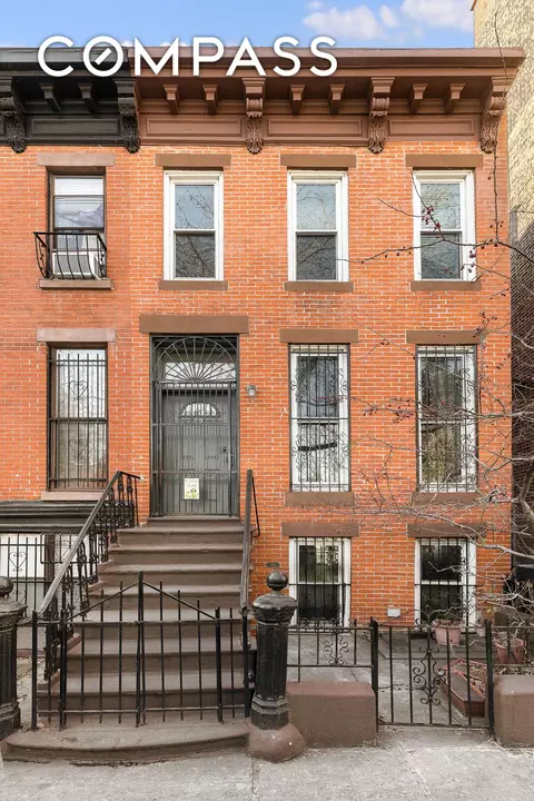 156 Nevins St, Brooklyn, NY 11217