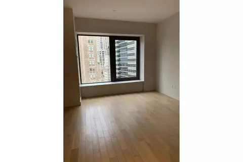 75 Wall St #31J, New York, NY 10005