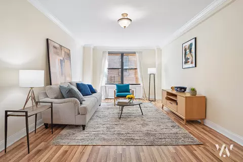 890 W End Ave #3E, New York, NY 10025