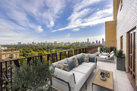 25 Central Park W #20R, New York, NY 10023