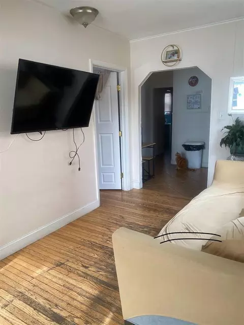 136-43 58th Rd, New York City, NY 11355 photo 16