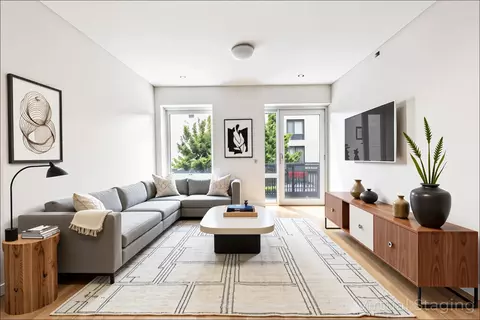 454 W 54th St #3M, New York, NY 10019