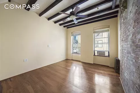 312 W 49th St #5RW, New York, NY 10019