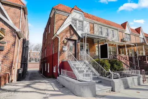 1963 E 27th St, Brooklyn, NY 11229