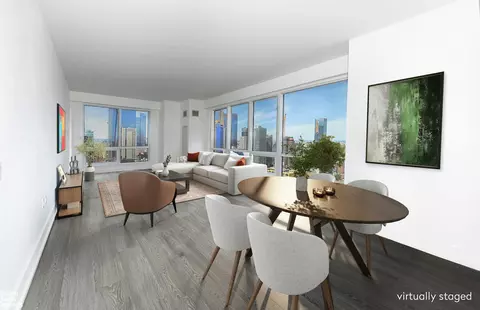350 W 42nd St #33H, New York, NY 10036
