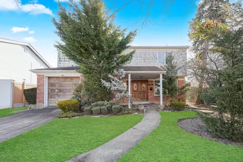 333 Mayfair Dr N, Brooklyn, NY 11234