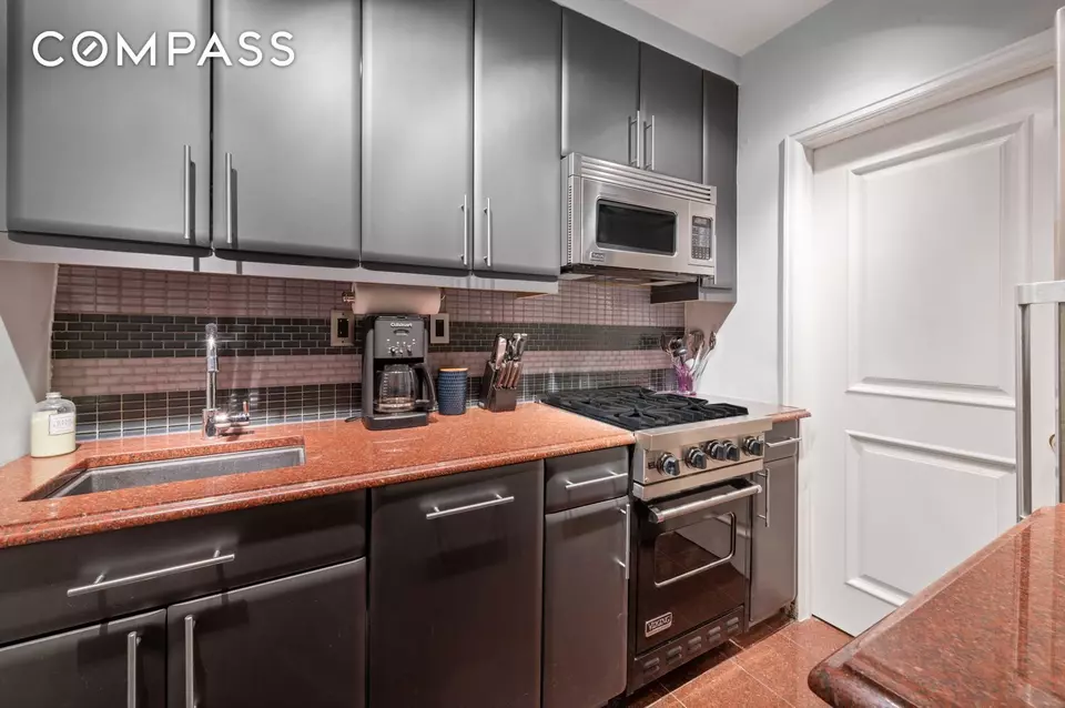  345 E 54th St #E, New York, NY 10022 photo 8