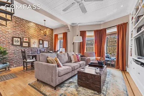 215 St Johns Pl #3, Brooklyn, NY 11217