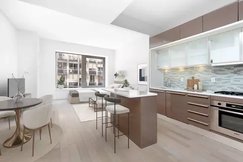 75 Wall St #25Q, New York, NY 10005