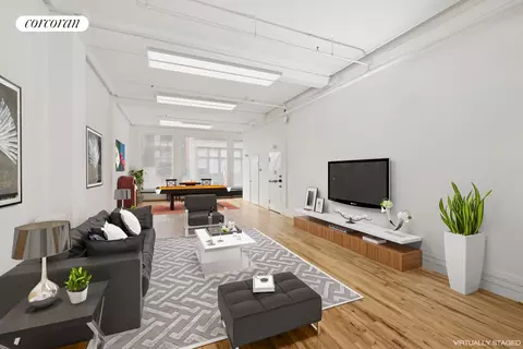 28 W 38th St #2W, New York, NY 10018