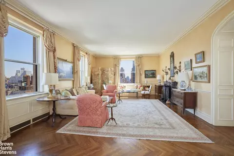 550 Park Ave #16C, New York, NY 10065