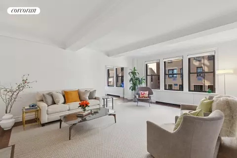 55 E 72nd St #11N, New York, NY 10021