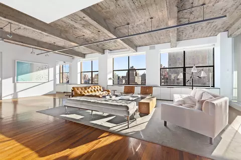 205 W 19th St #11, New York, NY 10011