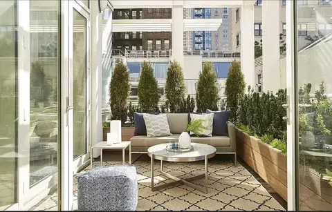 16 Warren St #PH, New York, NY 10007