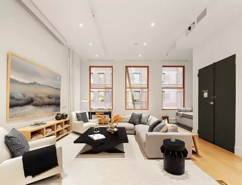 121 Mercer St #4-, New York, NY 10012