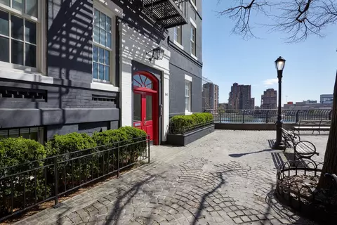 541 E 72nd St #2/3, New York, NY 10021