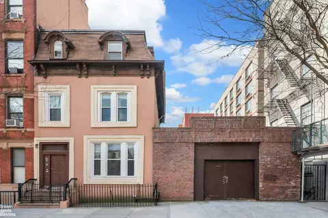 502 E 118th St, New York, NY 10035