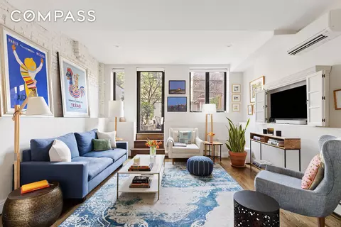 657 W 183rd St, New York, NY 10033