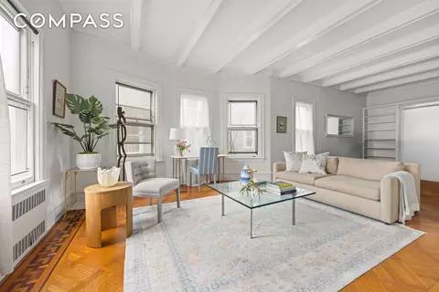 447 E 17th St, Brooklyn, NY 11226