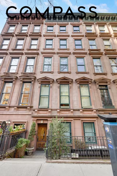 128 E 65th St, New York, NY 10065
