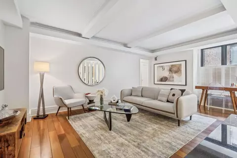 333 E 53rd St #1J, New York, NY 10022