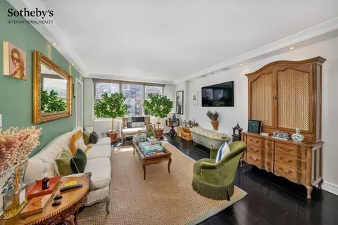 207 E 74th St #7F, New York, NY 10021