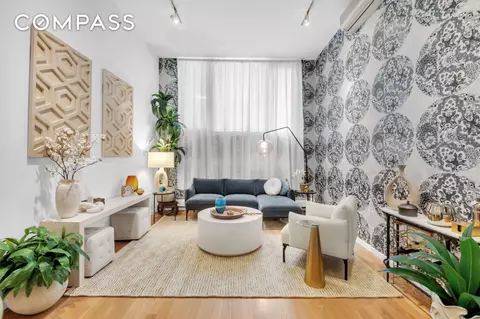 232 E 118th St #1A, New York, NY 10035