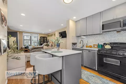 229 E 28th St #2C, New York, NY 10016